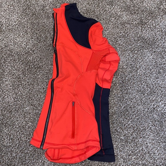 Lululemon jacket - Picture 4 of 5